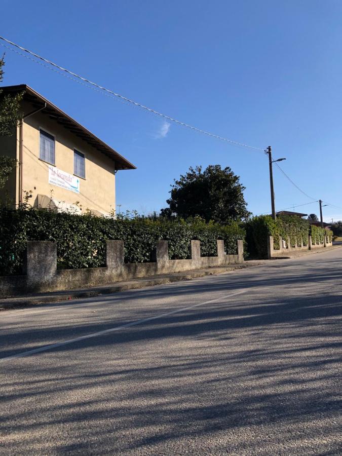 La Locanda Di Perico Paola Veruno Exterior foto